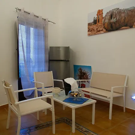 Bed & Breakfast La Vista Sul Teatro *